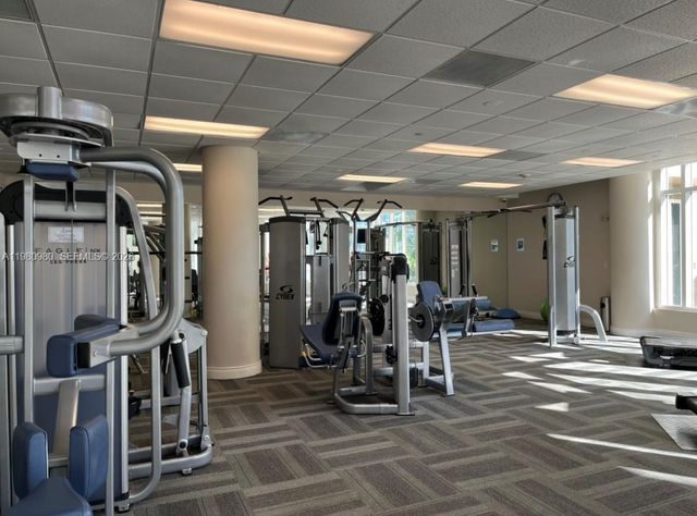 801 Brickell Key Blvd 806, Miami, FL 33131