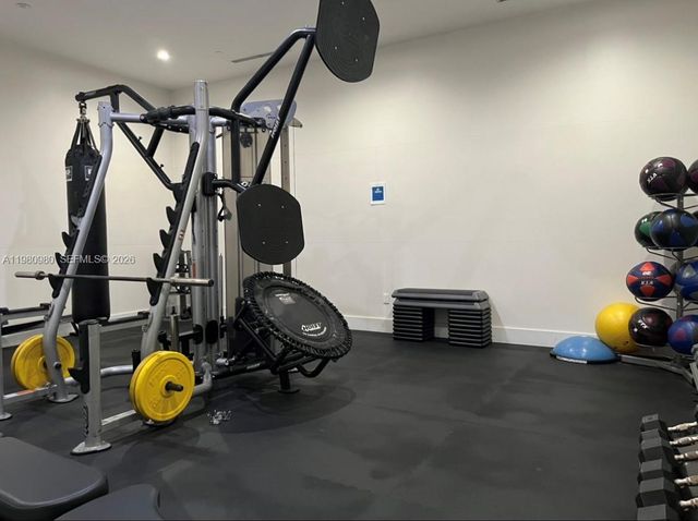 801 Brickell Key Blvd 806, Miami, FL 33131