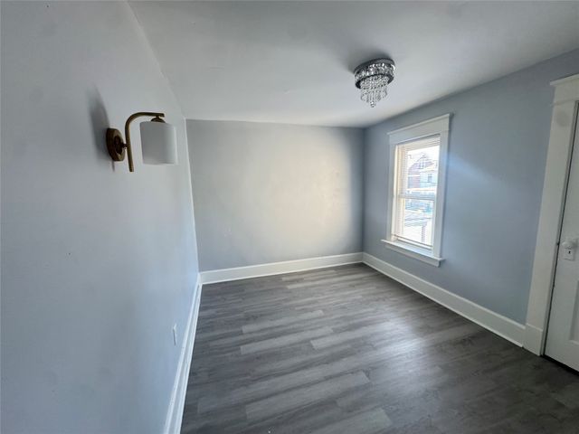 317 E 27TH Street, Erie, PA 16504