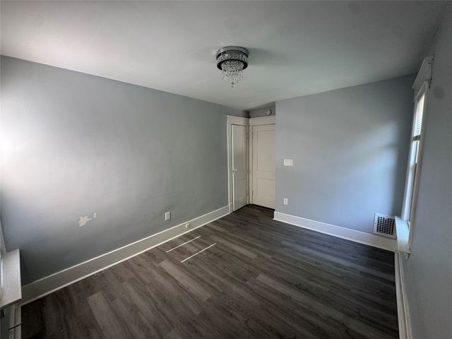 317 E 27TH Street, Erie, PA 16504