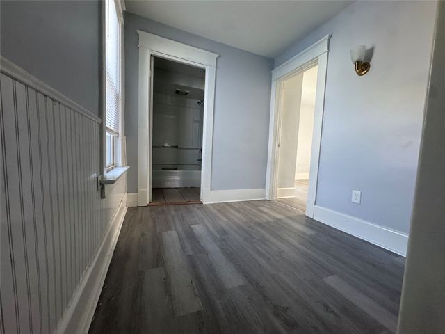 317 E 27TH Street, Erie, PA 16504