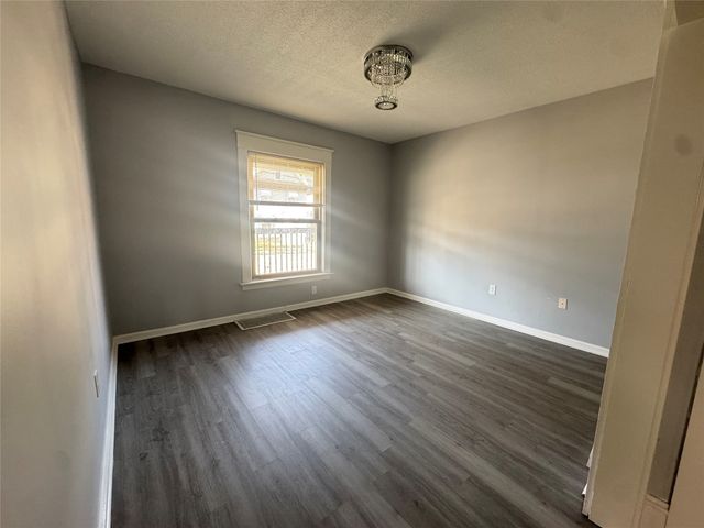 317 E 27TH Street, Erie, PA 16504