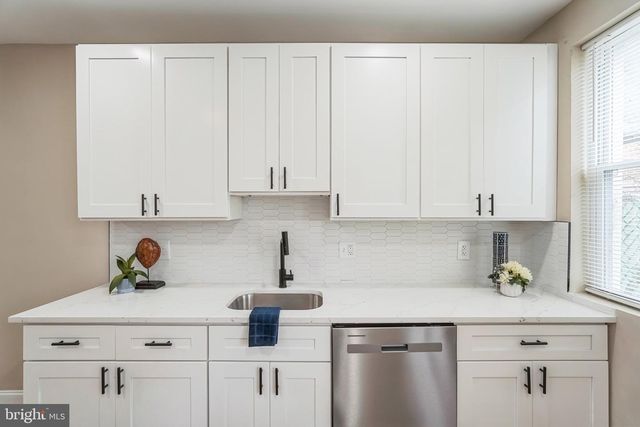 1915 W AIRDRIE ST, Philadelphia, PA 19140