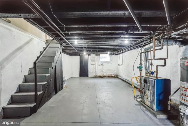 1915 W AIRDRIE ST, Philadelphia, PA 19140