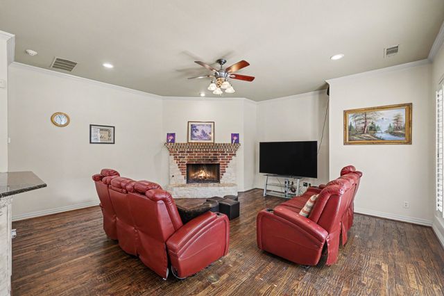 195 Chaucer Court, Coppell, TX 75019