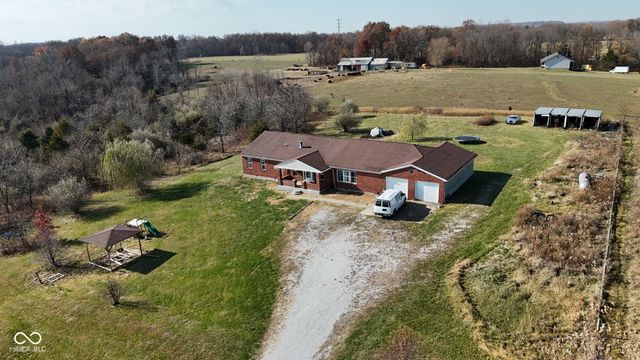 6192 S County Road 550 E, Greencastle, IN 46135