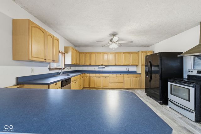 6192 S County Road 550 E, Greencastle, IN 46135