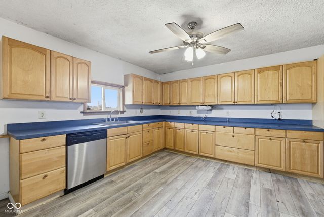 6192 S County Road 550 E, Greencastle, IN 46135