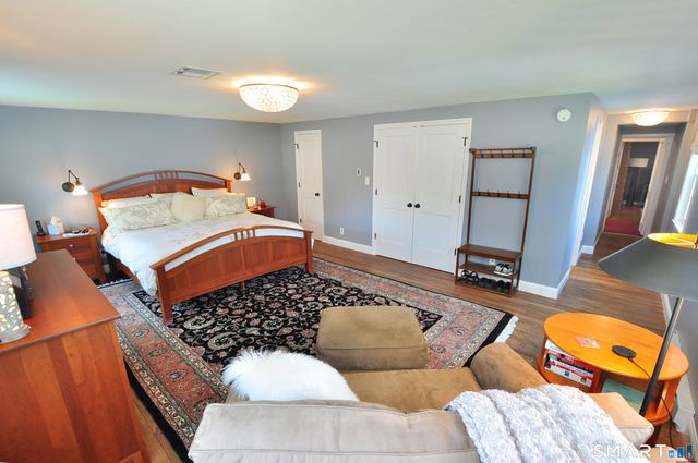 64 Mohegan Drive, West Hartford, CT 06117