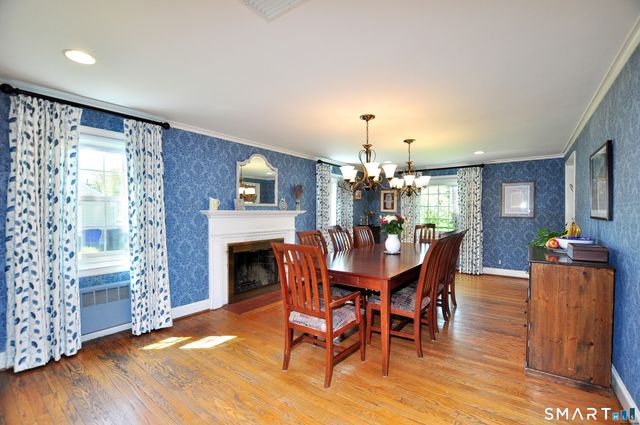 64 Mohegan Drive, West Hartford, CT 06117