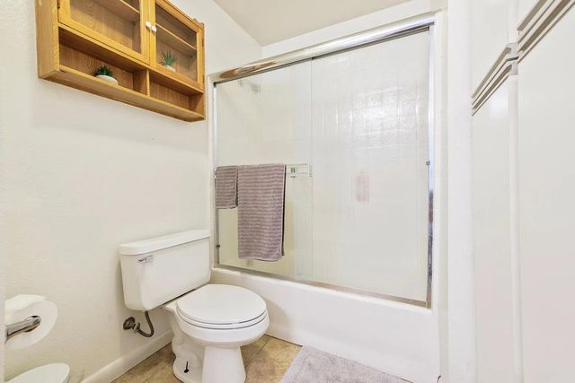 4926-4928 W Westgate Court, Visalia, CA 93277