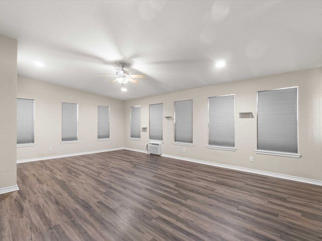 142 Golf Rd, Gilmer, TX 75644