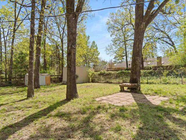 142 Golf Rd, Gilmer, TX 75644