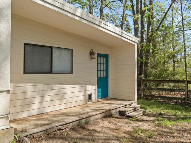 142 Golf Rd, Gilmer, TX 75644