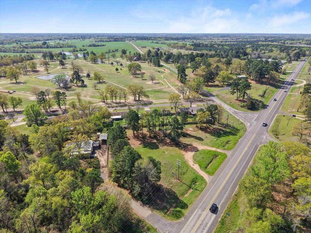 142 Golf Rd, Gilmer, TX 75644