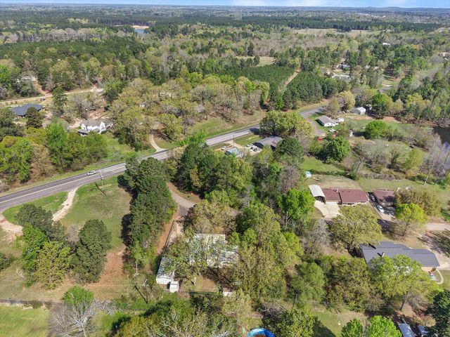 142 Golf Rd, Gilmer, TX 75644