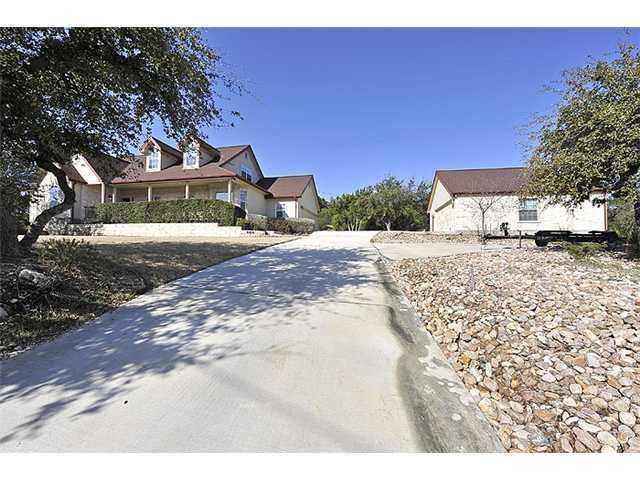 644 Newport DR, Spicewood, TX 78669