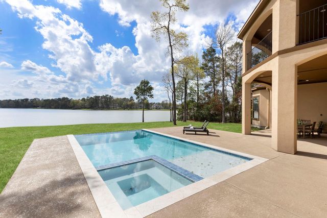 28019 E Benders Landing Boulevard, Spring, TX 77386