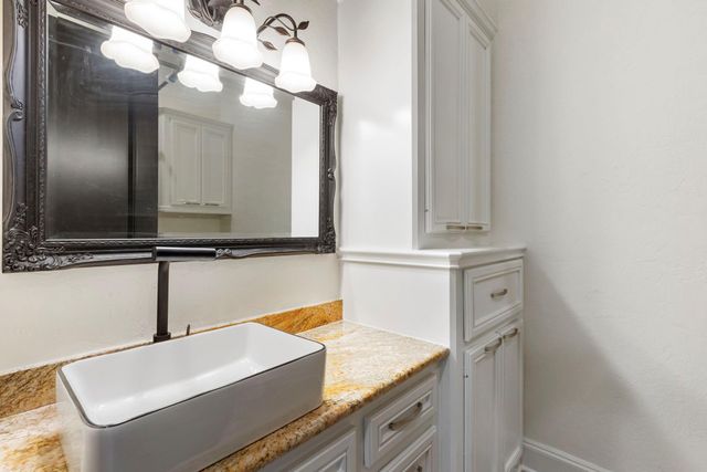 28019 E Benders Landing Boulevard, Spring, TX 77386