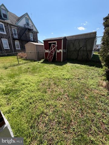 230 N DIAMOND ST, Clifton Heights, PA 19018