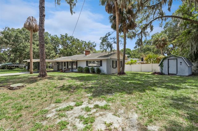 1400 SPARTAN AVENUE, Leesburg, FL 34748