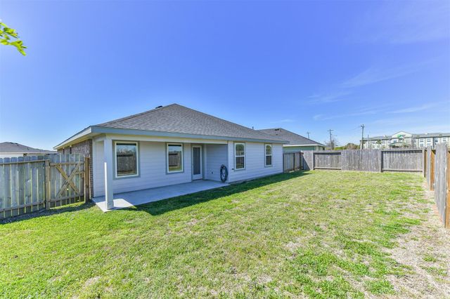 1702 Perch Street, Alvin, TX 77511