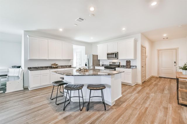 1702 Perch Street, Alvin, TX 77511