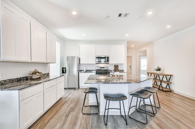 1702 Perch Street, Alvin, TX 77511