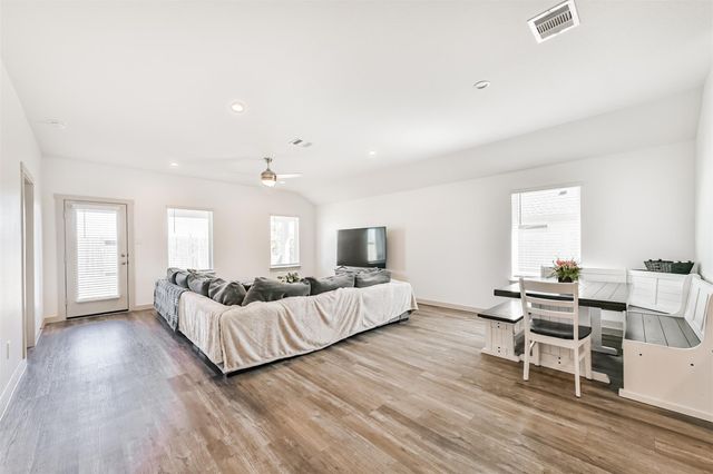 1702 Perch Street, Alvin, TX 77511