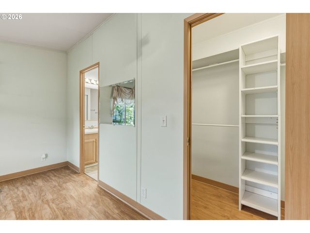116 BLUE HERON Dr, Longview, WA 98632