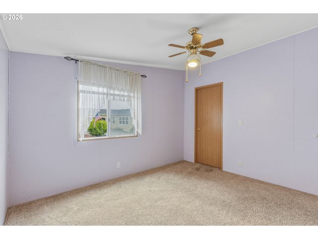 116 BLUE HERON Dr, Longview, WA 98632
