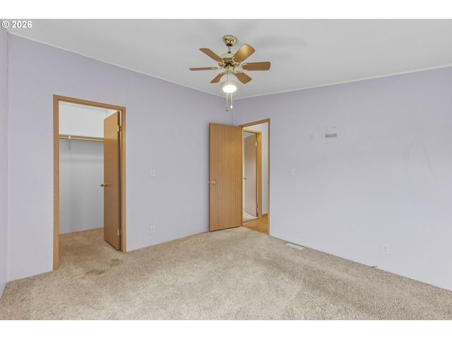116 BLUE HERON Dr, Longview, WA 98632