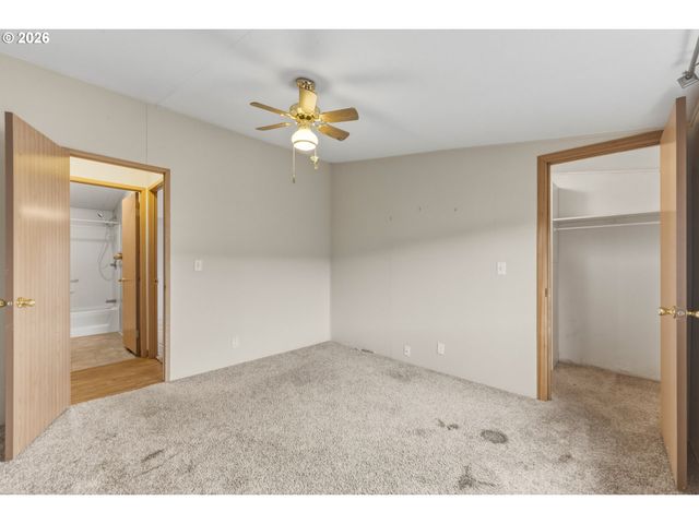 116 BLUE HERON Dr, Longview, WA 98632