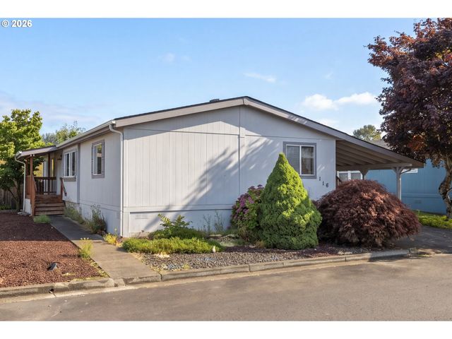 116 BLUE HERON Dr, Longview, WA 98632