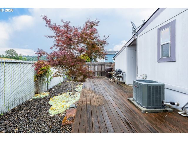 116 BLUE HERON Dr, Longview, WA 98632