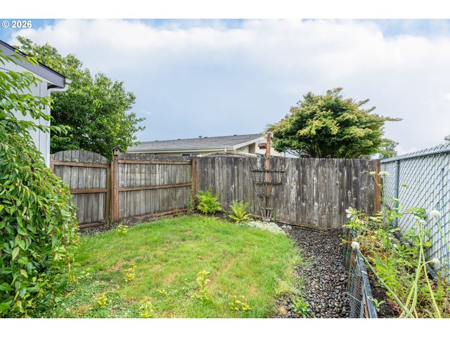 116 BLUE HERON Dr, Longview, WA 98632