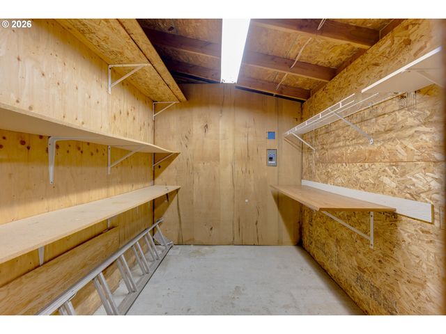 116 BLUE HERON Dr, Longview, WA 98632