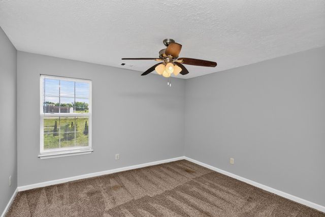 2034 George Buchanan Dr, La Vergne, TN 37086