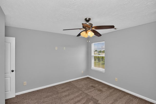 2034 George Buchanan Dr, La Vergne, TN 37086