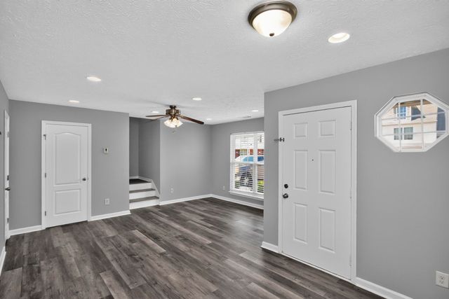 2034 George Buchanan Dr, La Vergne, TN 37086