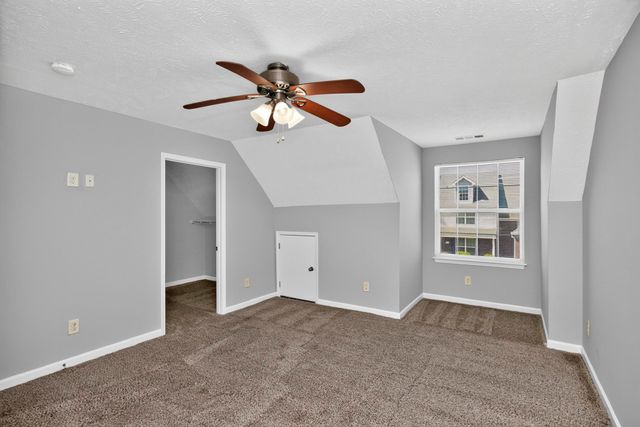 2034 George Buchanan Dr, La Vergne, TN 37086