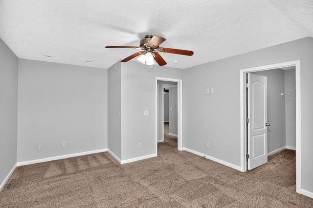 2034 George Buchanan Dr, La Vergne, TN 37086