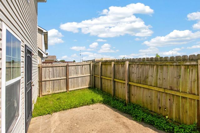 2034 George Buchanan Dr, La Vergne, TN 37086