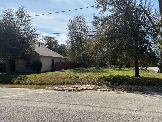 887 Lucky Street, Houston, TX 77088