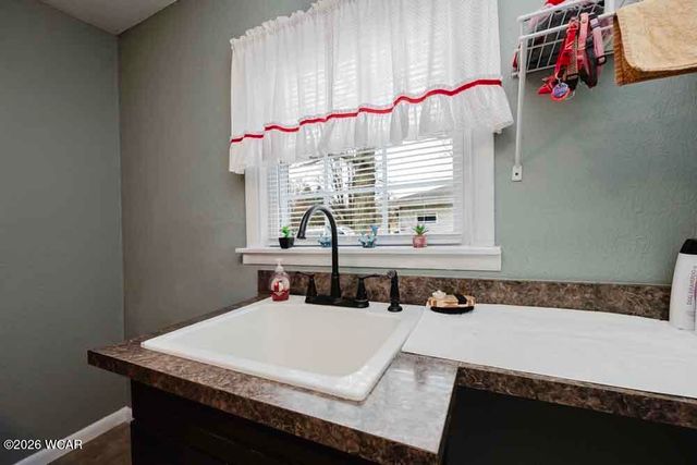 207 Walnut Street, Pandora, OH 45877