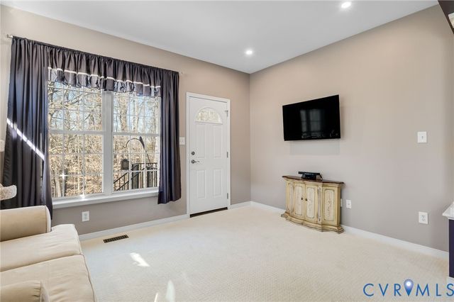 1629 Sara Parke Ct, Manakin Sabot, VA 23103