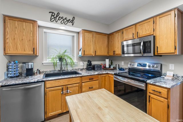 3024 Killarney Place, Fort Wayne, IN 46818