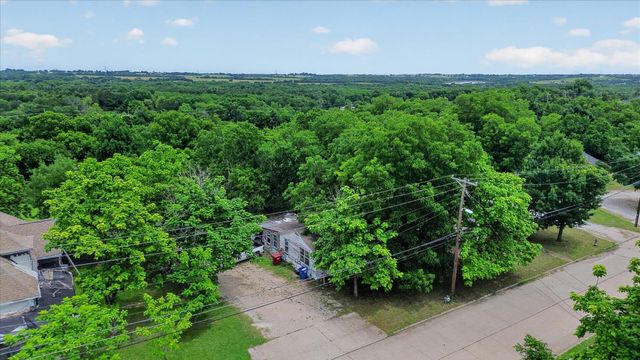 817 S Main Street, Farmersville, TX 75442