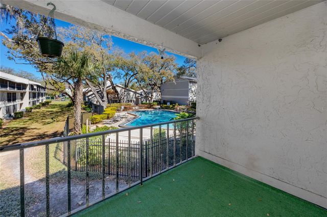 14422 REUTER STRASSE CIRCLE 112, Tampa, FL 33613