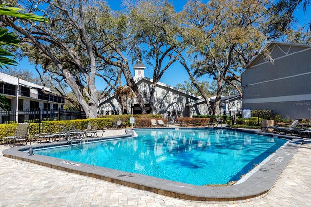 14422 REUTER STRASSE CIRCLE 112, Tampa, FL 33613